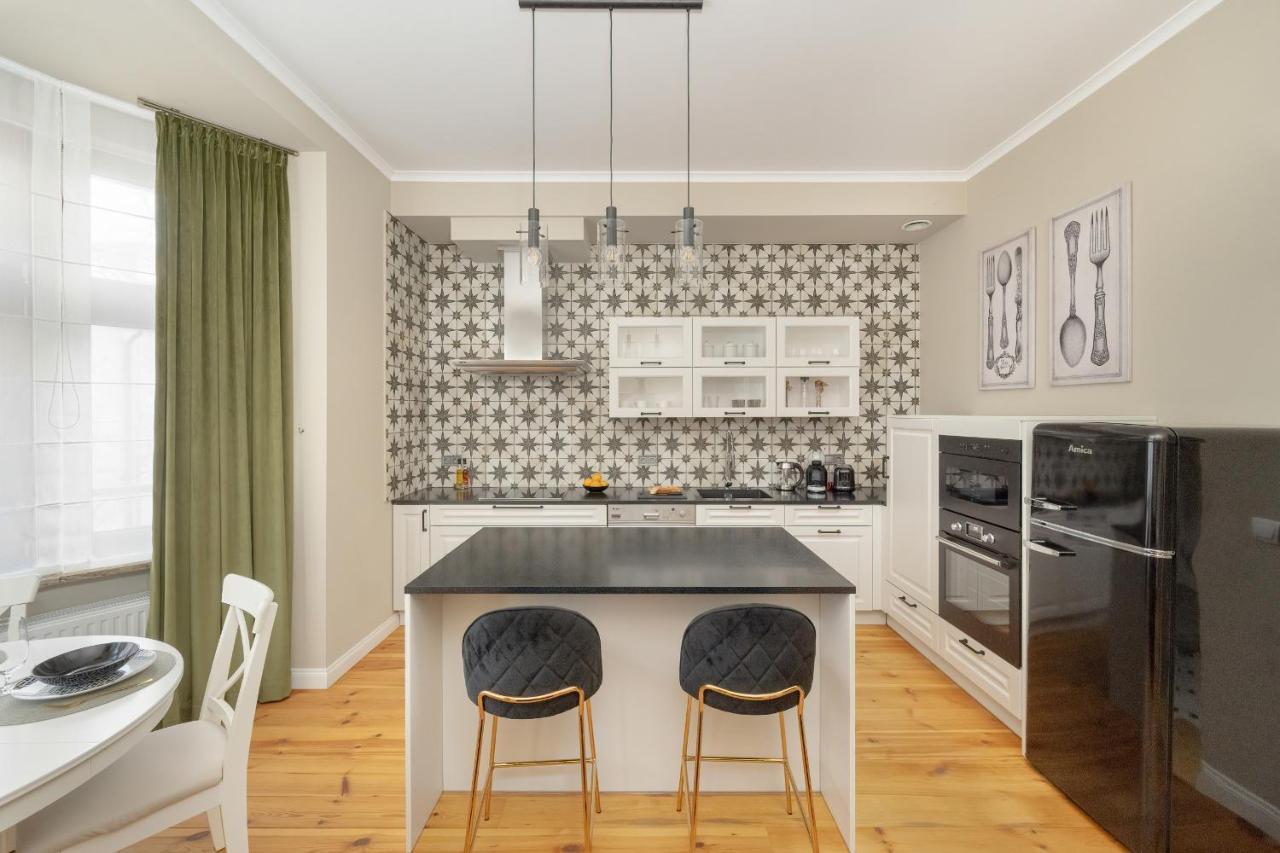 Aesthetic One Bedroom Apartment In Wroclaw By Noclegi Renters 외부 사진
