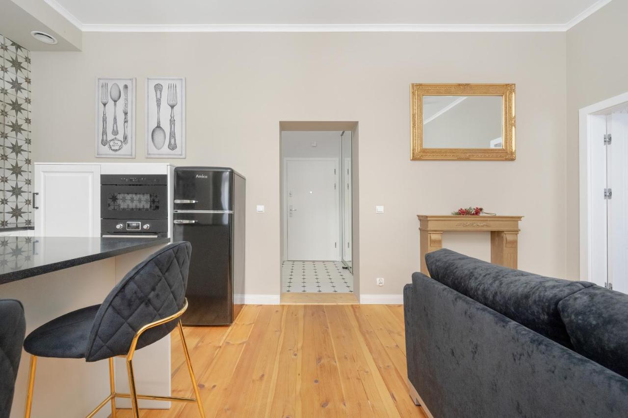 Aesthetic One Bedroom Apartment In Wroclaw By Noclegi Renters 외부 사진